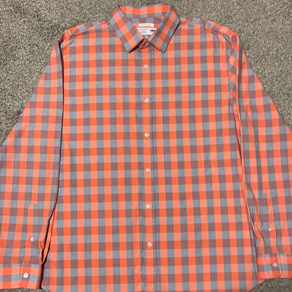 Old Navy Men’s XL Coral & Grey Shirt.